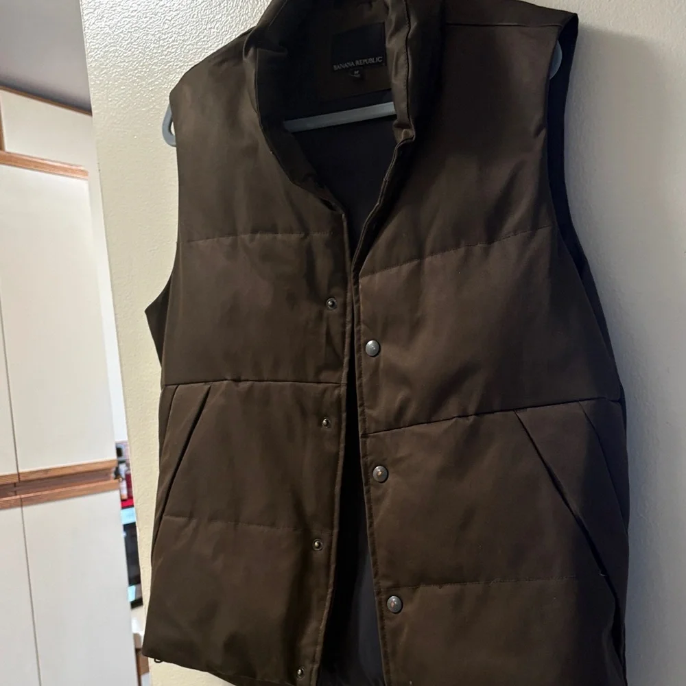 Banana Republic Men's Dark Brown Puffer Jacket - Picture 4 of 5